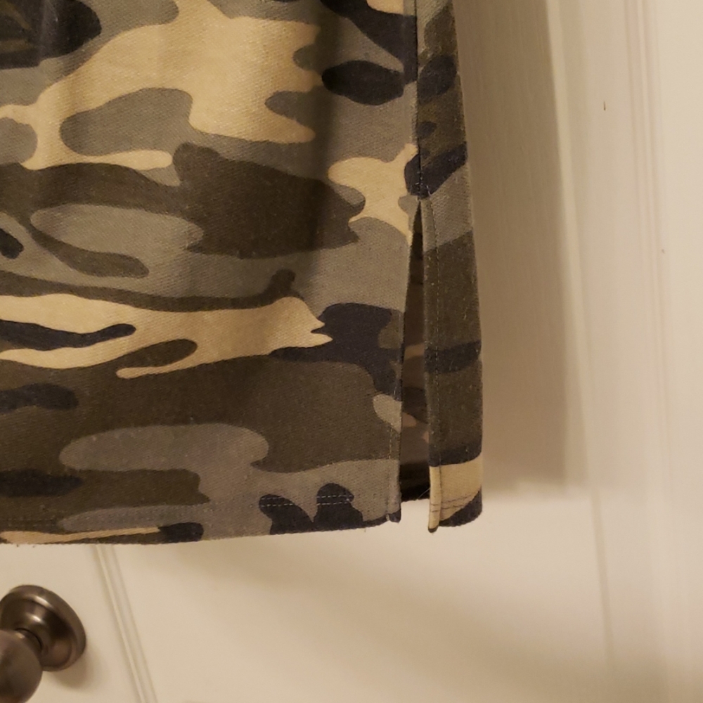 Camo tee - Picture 3 of 4